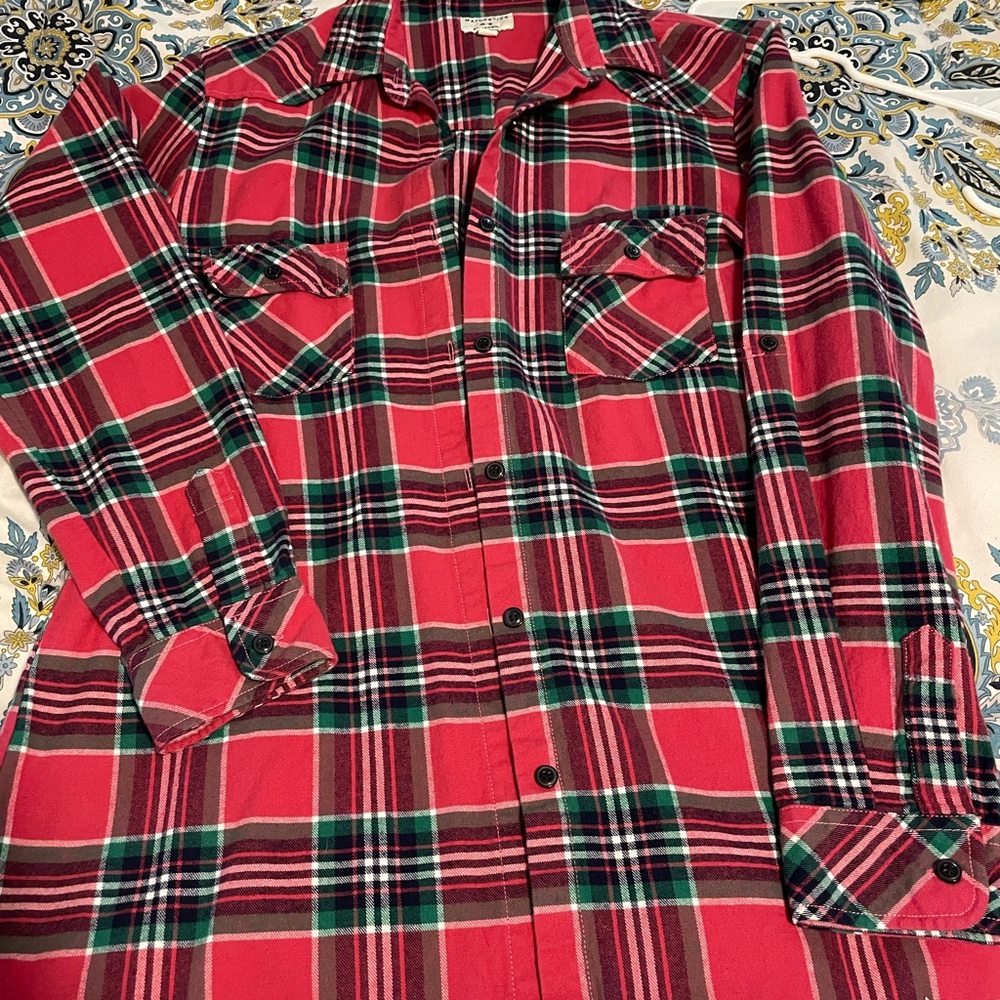 NWOT Women’s flannel shirt